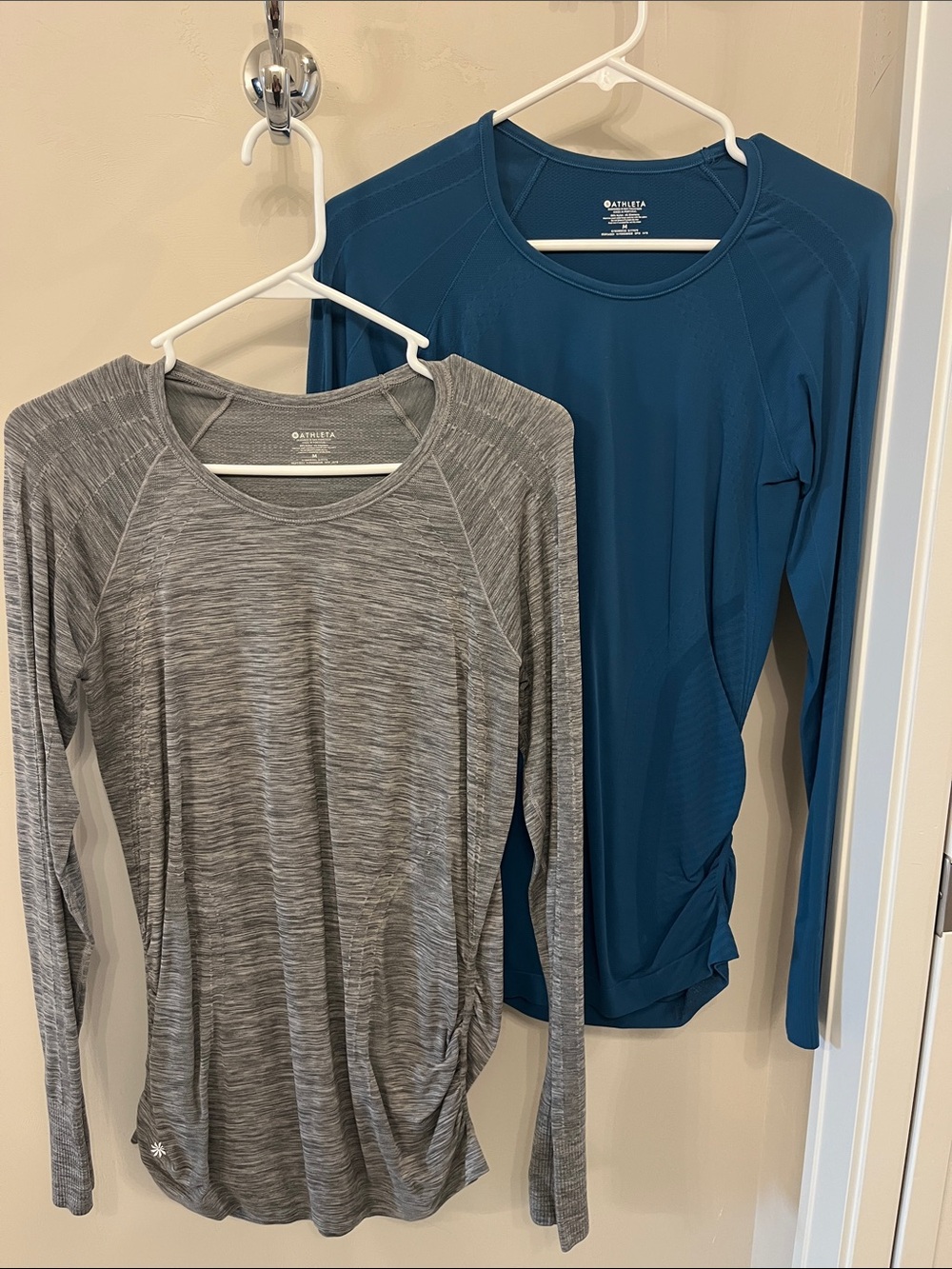 Athleta Long Sleeve Active Tops in Teal and Heather Gray